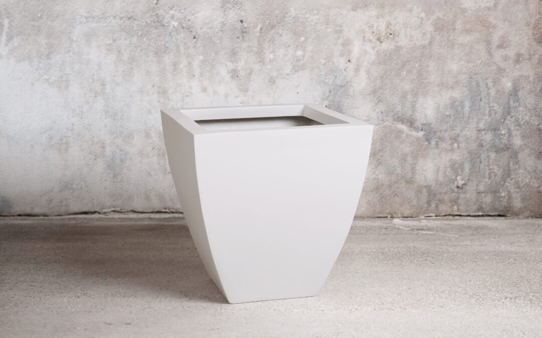 Taperus Square Planter